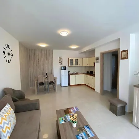 Jokai Apartmanhaz-Hajduszoboszlo Exterior photo