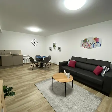 Jokai Apartmanhaz-Hajduszoboszlo Exterior photo
