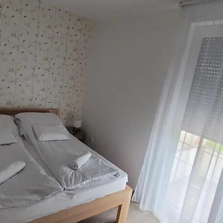 Jokai Apartmanhaz-Hajduszoboszlo Exterior photo