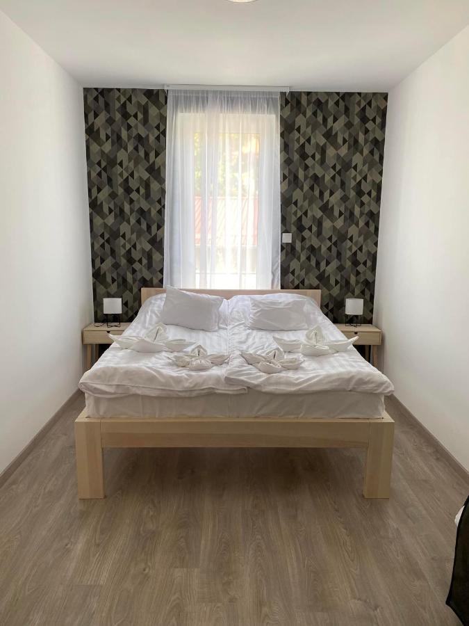 Jokai Apartmanhaz-hajduszoboszlo
