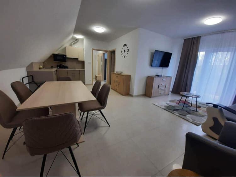 Apartment Jokai Apartmanhaz-hajduszoboszlo *