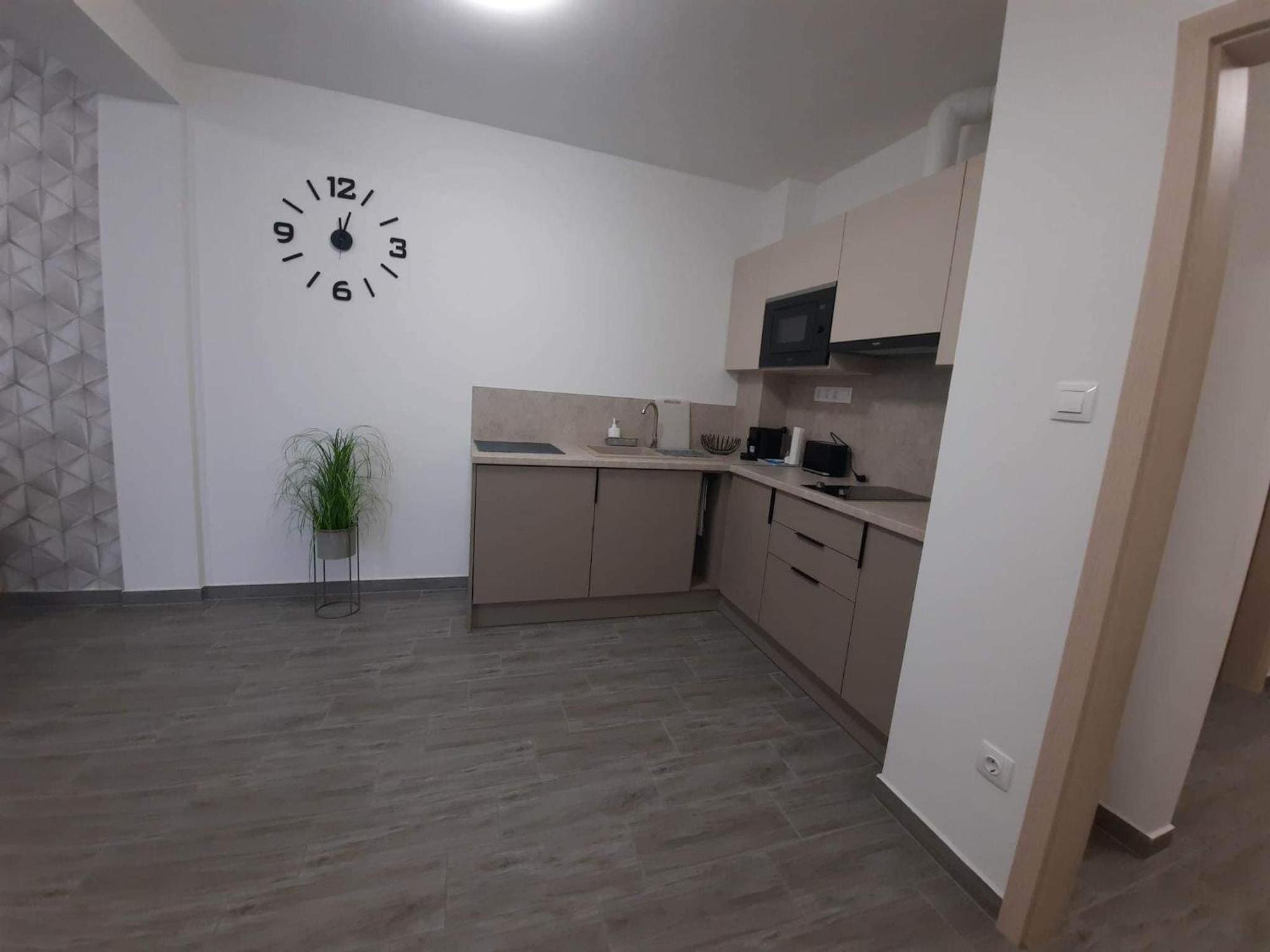 Jokai Apartmanhaz-hajduszoboszlo